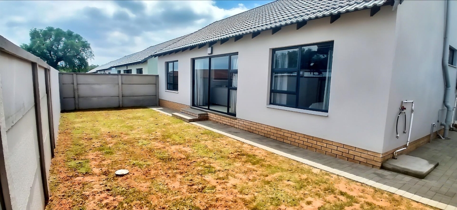 3 Bedroom Property for Sale in Pellissier Free State